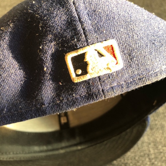 La dodgers hat - Picture 3 of 5